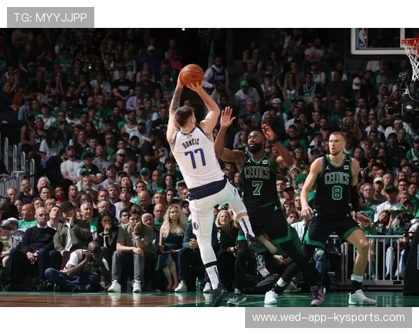 东契奇突破助攻，独行侠快攻流畅：一场数据与激情交织的赛季画卷